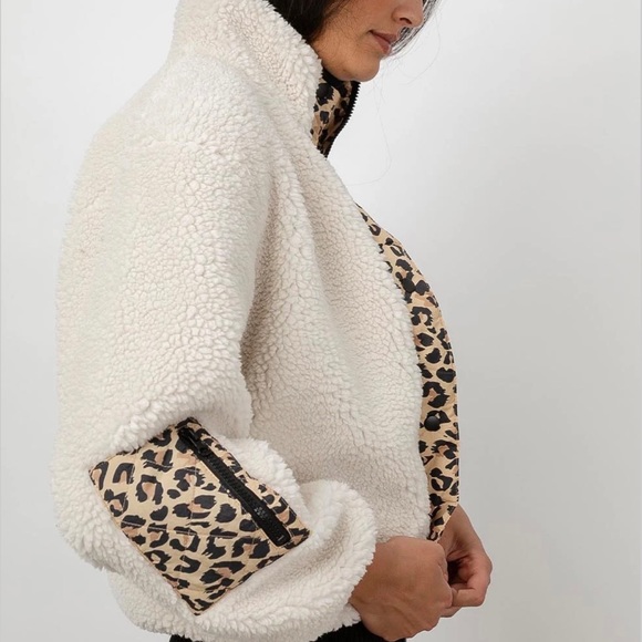 BNWT Rails “Dean Ivory Leopard Mixed” jacket. Plush sherpa, lined, soft. 2X. - Picture 4 of 4